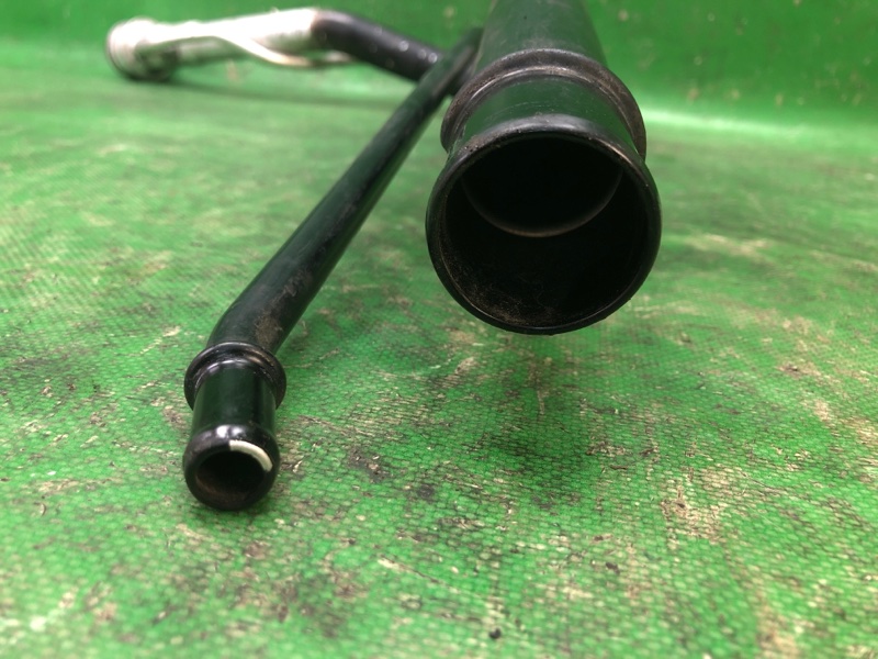 Горловина топливного бака S60 00-09 2005 2.5 B5254T2 Горловина топливного бака S60 00-09 2005 2.5 B5254T2