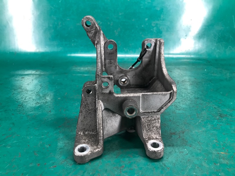 Кронштейн насоса ГУР SUBARU TRIBECA B10 07-13 2008 3.6 EZ36 22870AA200 Б/У