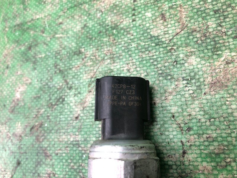 Датчик давления кондиционера SONATA NF 04-10