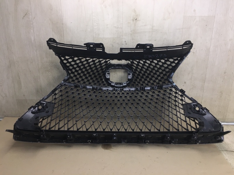 Решетка радиатора LC 500 17-