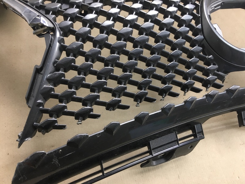 Решетка радиатора LC 500 17-