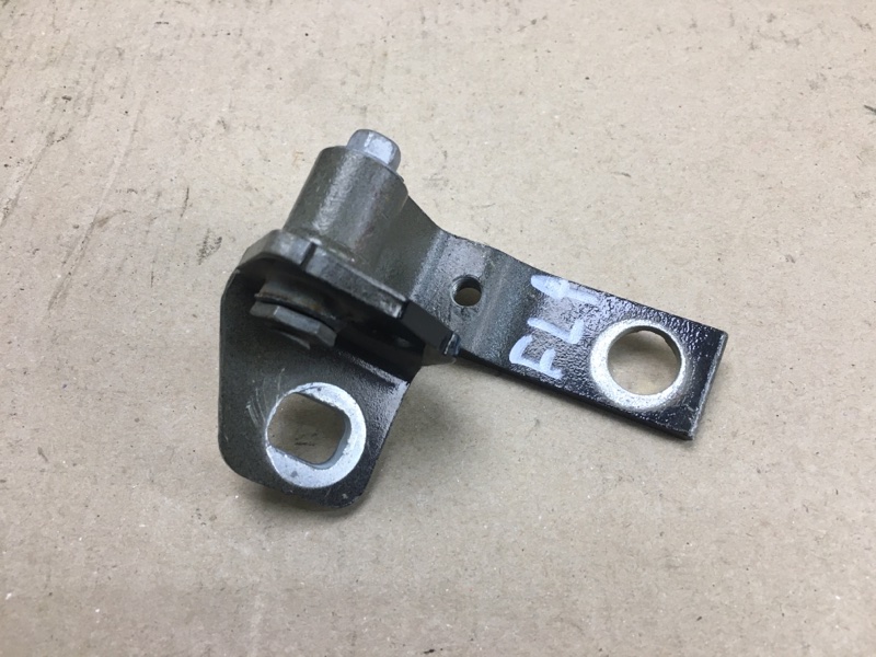 Петля двери верхняя передняя левая FORD FOCUS 10-18