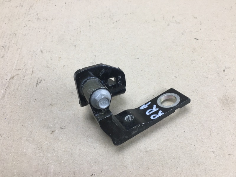 Петля двери верхняя задняя правая FORD FOCUS 10-18