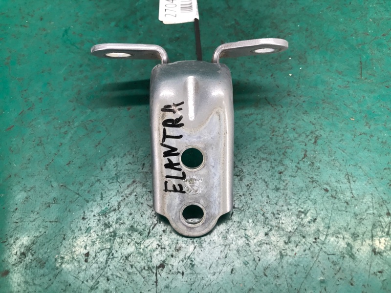 Петля двери нижняя задняя правая HYUNDAI ELANTRA MD 10-15 2015 MD 1.8 G4NB 793202H000 Б/У