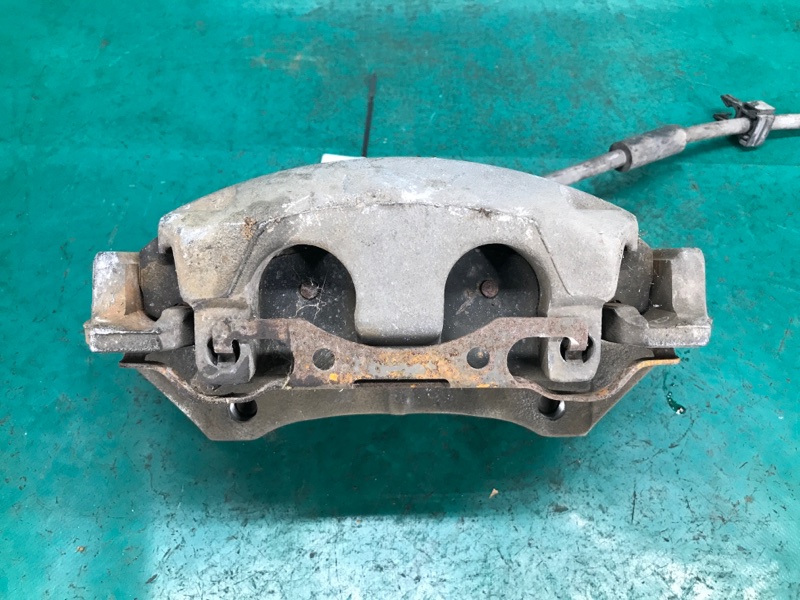 Суппорт тормозной передний правый DODGE DURANGO 11- (WD) 3.6 ERB