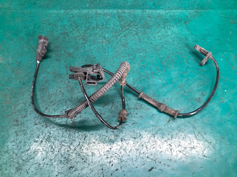 Датчик ABS передний правый DODGE DURANGO 11- (WD) 2014 3.6 ERB 56029447AF Б/У