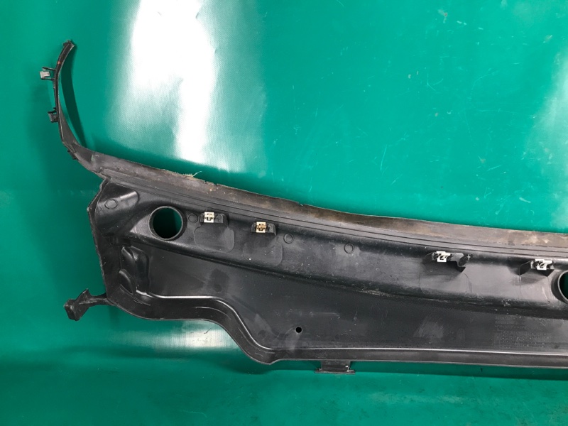 Пластик под лобовое стекло / Жабо DURANGO 11- (WD) 2014 3.6 ERB