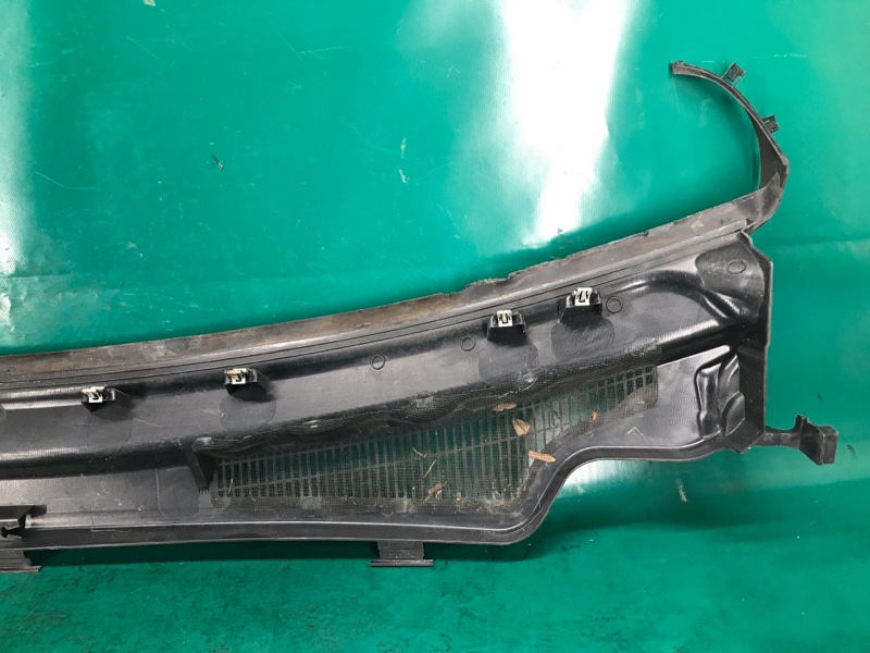 Пластик под лобовое стекло / Жабо DURANGO 11- (WD) 2014 3.6 ERB