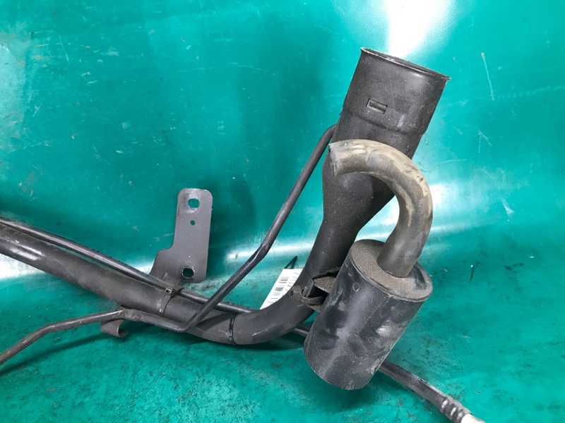 Горловина топливного бака DURANGO 11- (WD) 2014 3.6 ERB