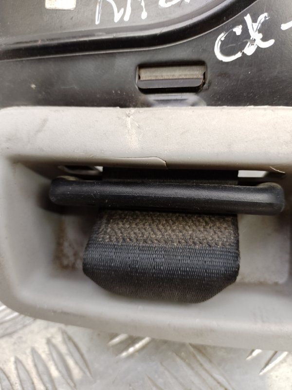 Ремень безопасности задний левый CX-9 06-16