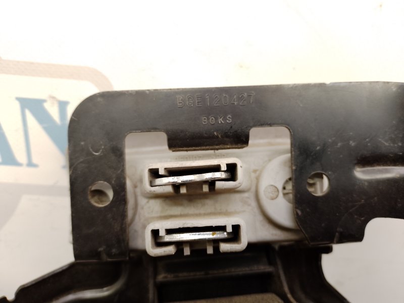 Ремень безопасности задний левый CX-9 06-16