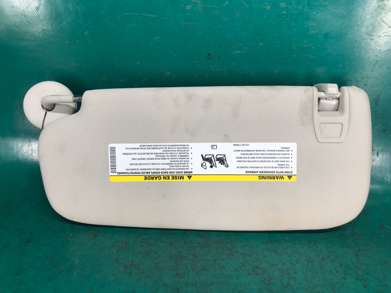 Козырек солнцезащитный правый DODGE DURANGO 11- (WD) 2014 3.6 ERB 1LS24HDAAF Б/У