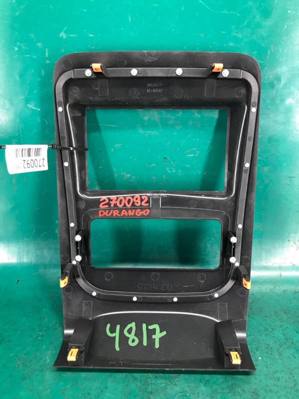 Накладка торпедо под магнитолу DURANGO 11- (WD) 2014 3.6 ERB