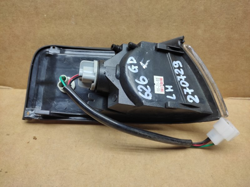 Указатель поворота левый MAZDA 626 GD 87-91 Указатель поворота левый MAZDA 626 GD 87-91