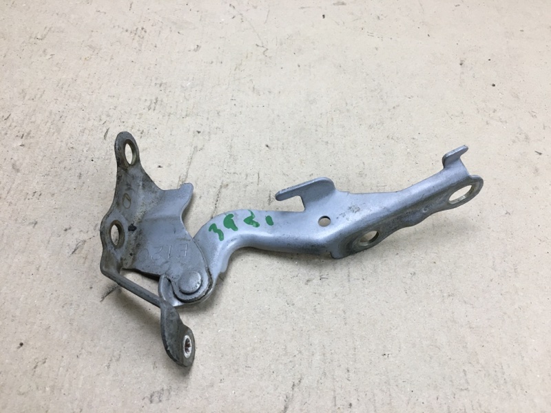 Петля капота левая COROLLA 120 00-07 2004 ZZE130L 1.8L 1ZZ-FE Петля капота левая COROLLA 120 00-07 2004 ZZE130L 1.8L 1ZZ-FE