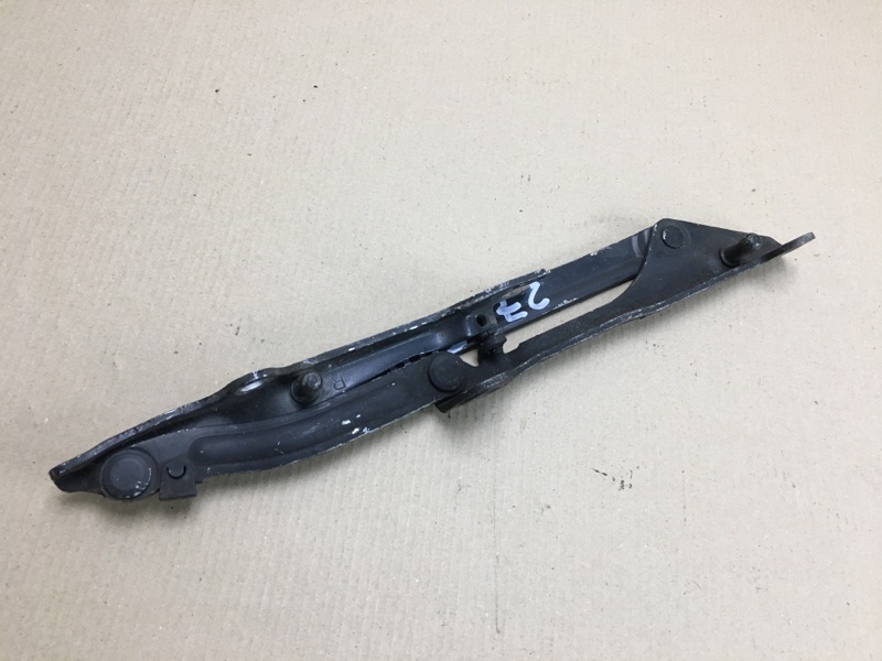 Петля крышки багажника правая LEXUS LS460 06-12