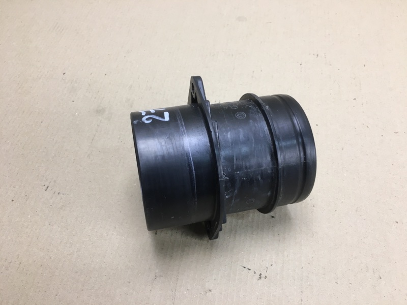 Патрубок воздушного фильтра JETTA USA 10-17 2.5 CBTA