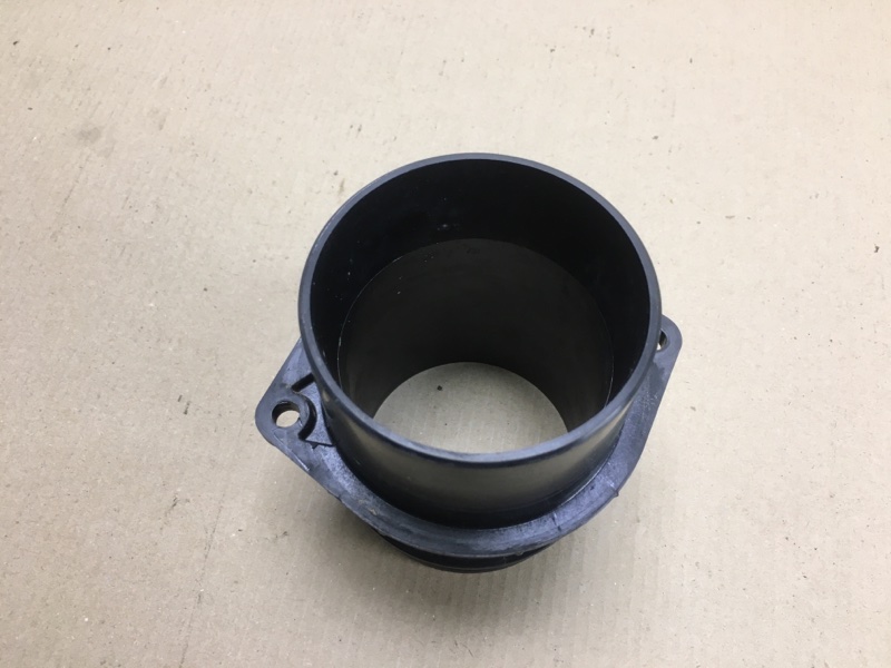 Патрубок воздушного фильтра VOLKSWAGEN JETTA USA 10-17 2.5 CBTA