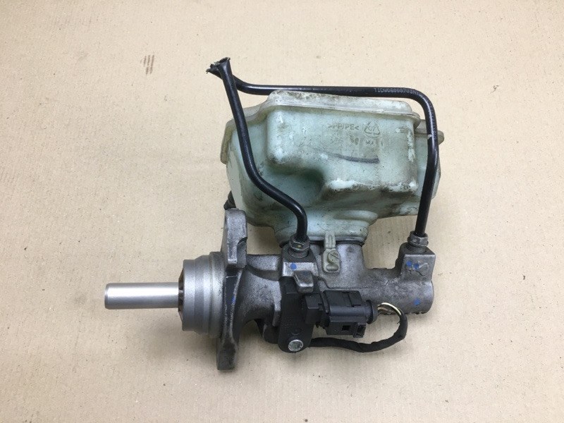 Главный тормозной цилиндр VOLKSWAGEN JETTA USA 10-17 1K1 614 019 M Б/У