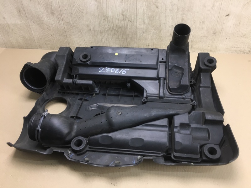 Корпус воздушного фильтра VOLKSWAGEN JETTA 05-10 Седан 2.5