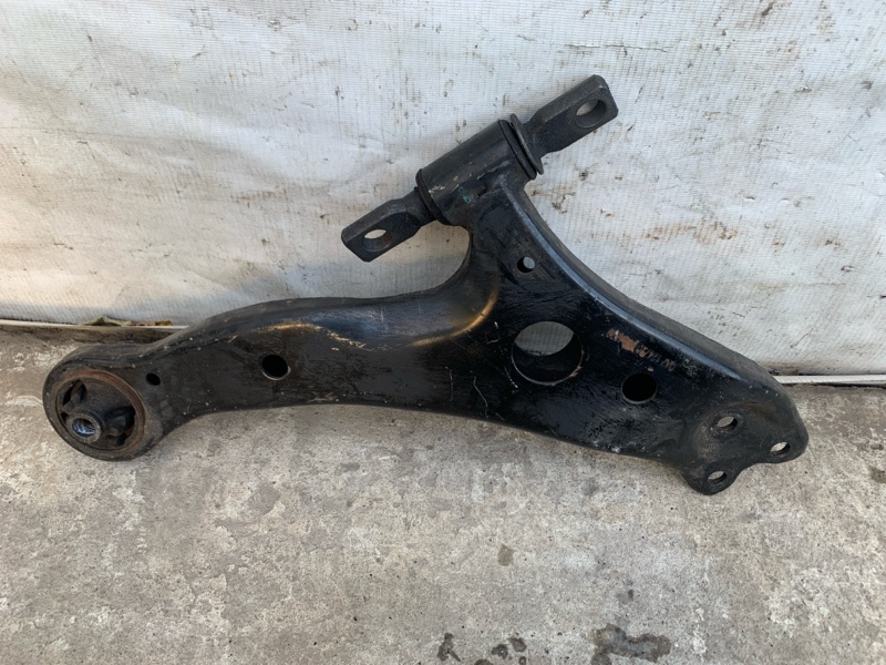 Рычаг передней подвески нижний правый CAMRY 40 06-11 2007 3.5 2GR-FE