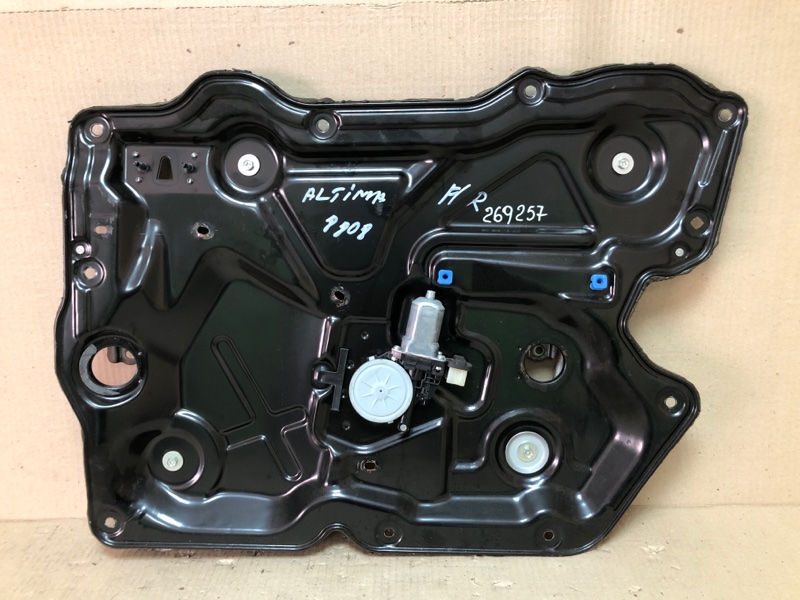 Стеклоподъемник передний правый NISSAN ALTIMA L32 07-12 2012 Седан 2.5 QR25DE 80770-ZX61A Б/У