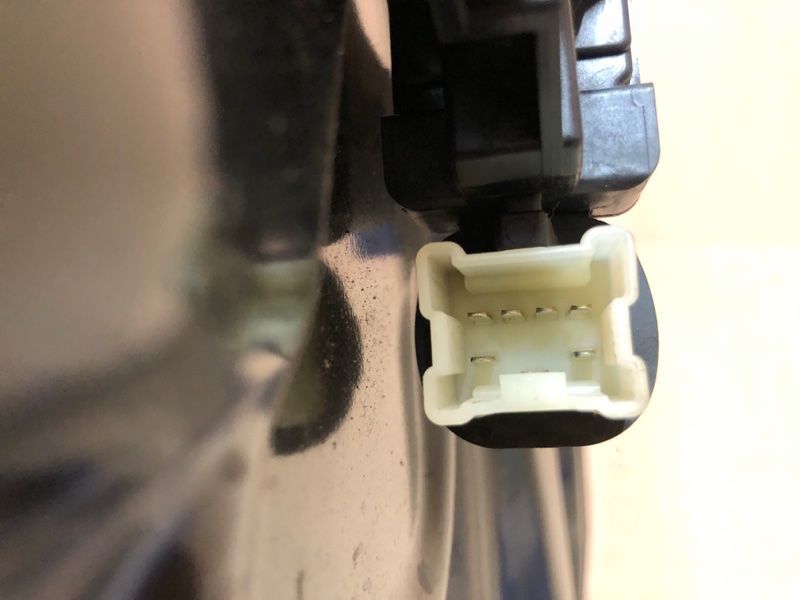 Стеклоподъемник передний правый NISSAN ALTIMA L32 07-12 Седан 2.5 QR25DE