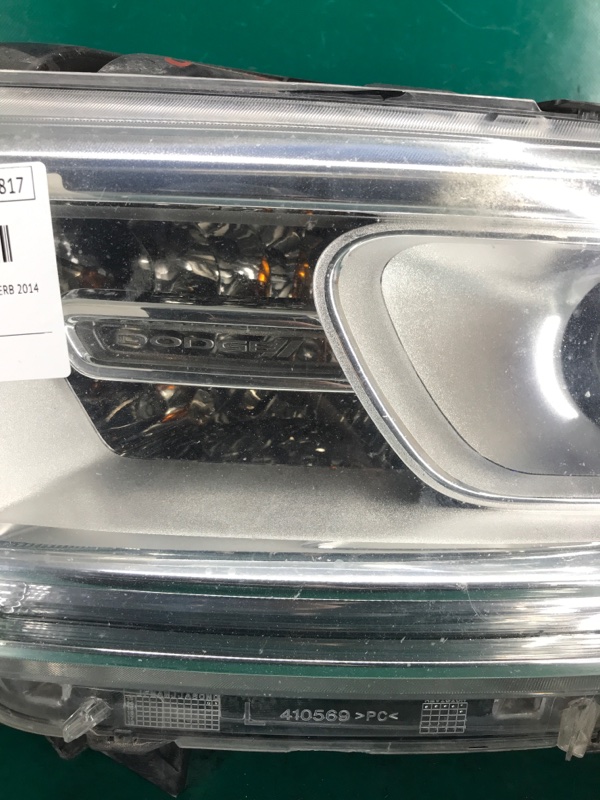 Фара левая DODGE DURANGO 11- (WD) 3.6 ERB