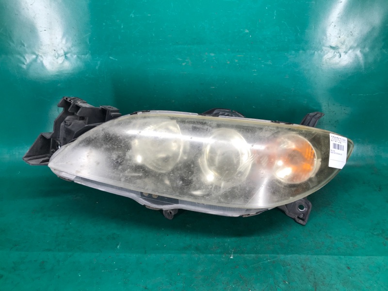 Запчасть фара левая MAZDA 3 BK 03-08 2005 SEDAN 2.3 BN8P-51-0L0B Б/У Фара левая MAZDA 3 BK 03-08 2005 SEDAN 2.3 BN8P-51-0L0B Б/У