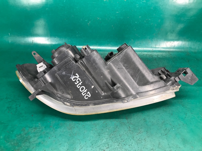 Фара левая 3 BK 03-08 2005 SEDAN 2.3 Фара левая 3 BK 03-08 2005 SEDAN 2.3