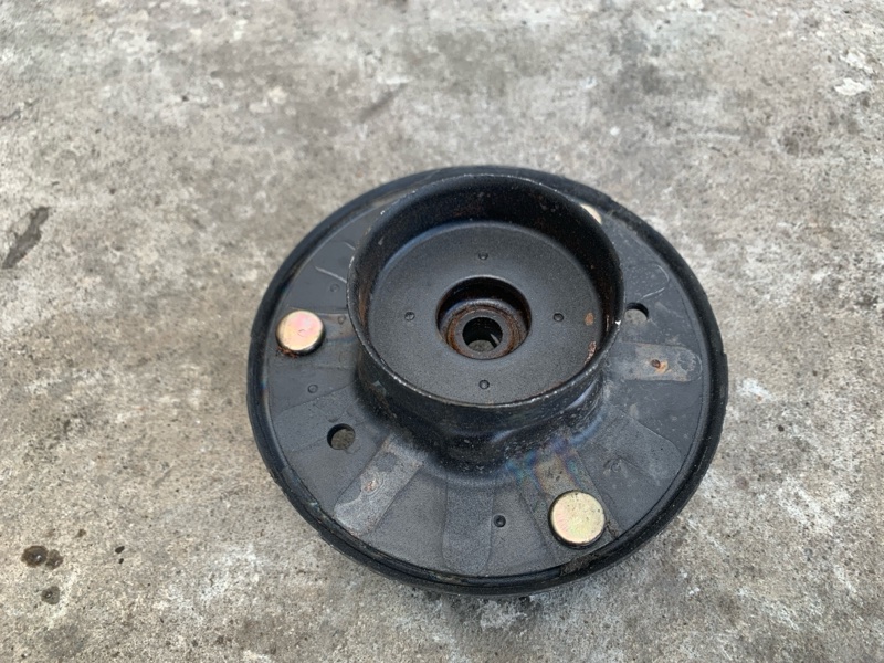 Опора амортизатора задняя LEXUS LS430 00-06 UCF30L 4.3 3UZFE