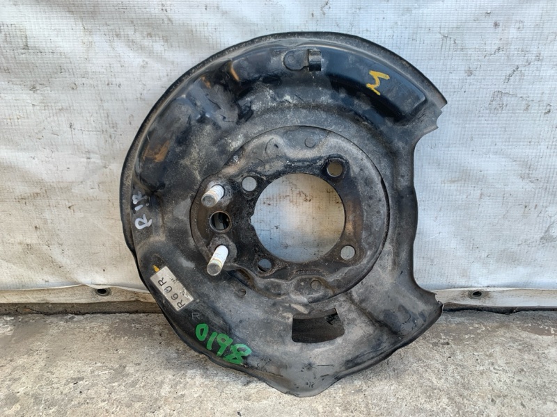 Тормозной механизм правый LS430 00-06 2004 UCF30L 4.3 3UZFE