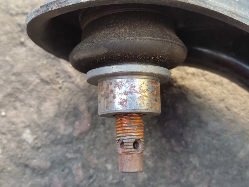 Рычаг задней подвески поперечный верхний правый ACURA RDX 12-19 TB4 3.5 J35Z2