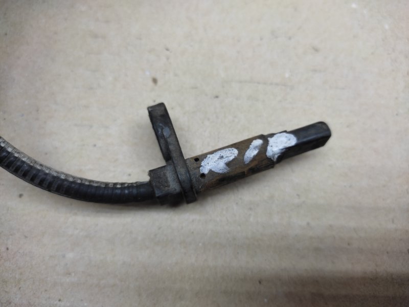 Датчик ABS задний правый MURANO Z50 02-07 2004 3.5 VQ35DE Датчик ABS задний правый MURANO Z50 02-07 2004 3.5 VQ35DE