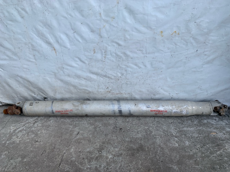 Запчасть карданный вал задний NISSAN QX56 / TITAN / ARMADA 04-16 2008 VK56DE 37000-ZE00A Б/У Карданный вал задний NISSAN QX56 / TITAN / ARMADA 04-16 2008 VK56DE 37000-ZE00A Б/У