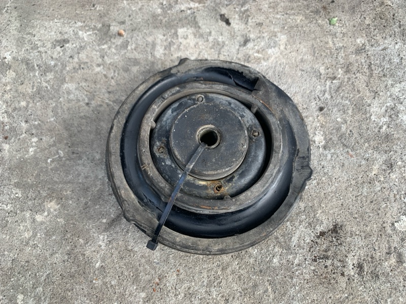 Опора амортизатора передняя NISSAN QX56 / TITAN / ARMADA 04-16 VK56DE Опора амортизатора передняя NISSAN QX56 / TITAN / ARMADA 04-16 VK56DE