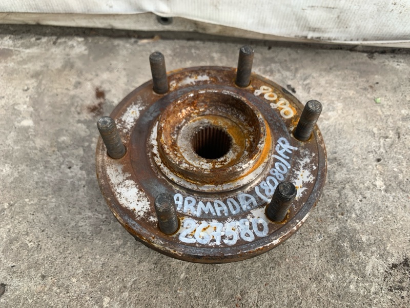 Ступица передняя NISSAN QX56 / TITAN / ARMADA 04-16 2008 VK56DE 40202-ZR00B Б/У