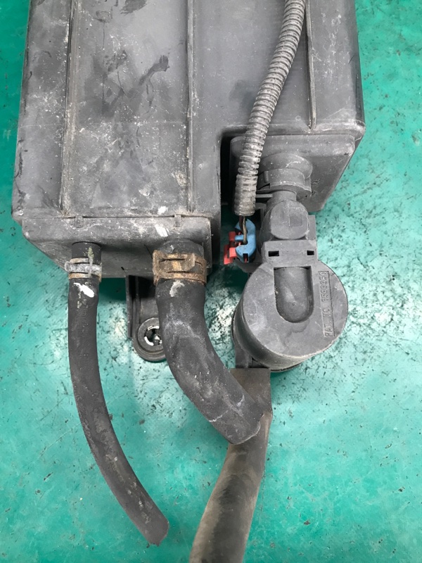 Абсорбер топливный TRIBECA B10 07-13 2008 3.6 EZ36