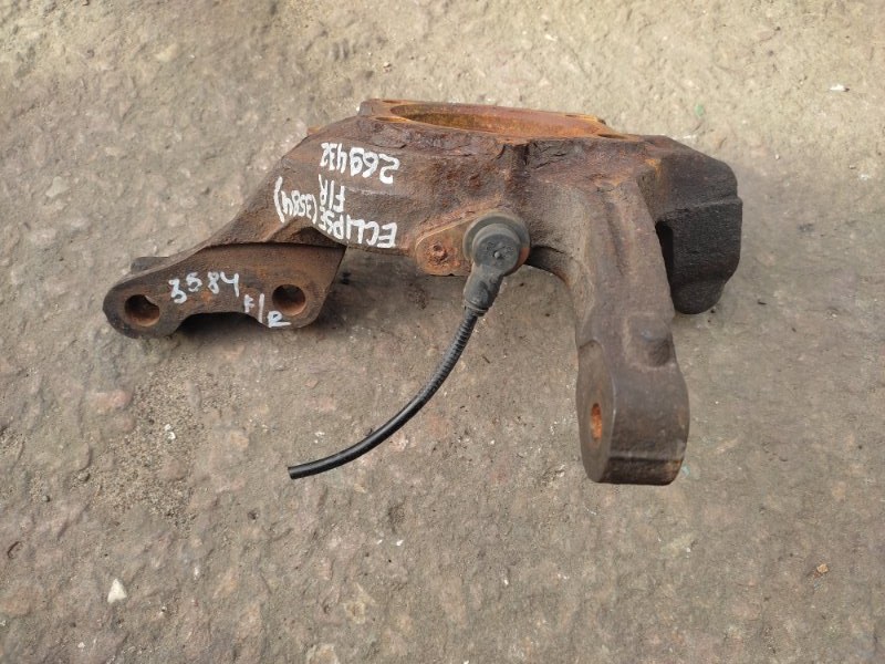 Кулак поворотный правый MITSUBISHI ECLIPSE 05-08 DK 2.4 4G69 Кулак поворотный правый MITSUBISHI ECLIPSE 05-08 DK 2.4 4G69