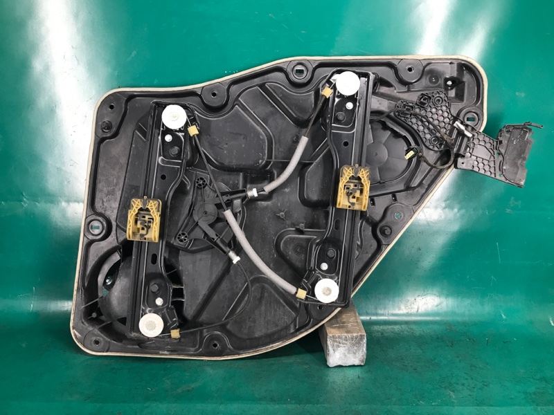 Стеклоподъемник задний левый DURANGO 11- (WD) 2014 3.6 ERB