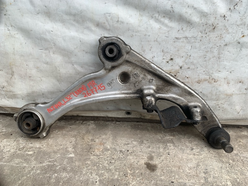 Запчасть рычаг передней подвески нижний правый NISSAN ALTIMA L32 07-12 2012 Седан 2.5 QR25DE 54500-JA00B Б/У Рычаг передней подвески нижний правый NISSAN ALTIMA L32 07-12 2012 Седан 2.5 QR25DE 54500-JA00B Б/У