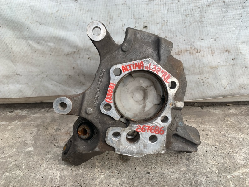 Цапфа левая NISSAN ALTIMA L32 07-12 2012 Седан 2.5 QR25DE 43019-ZX00B Б/У