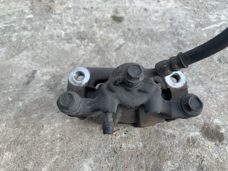 Суппорт тормозной задний правый NISSAN ALTIMA L32 07-12 Седан 2.5 QR25DE