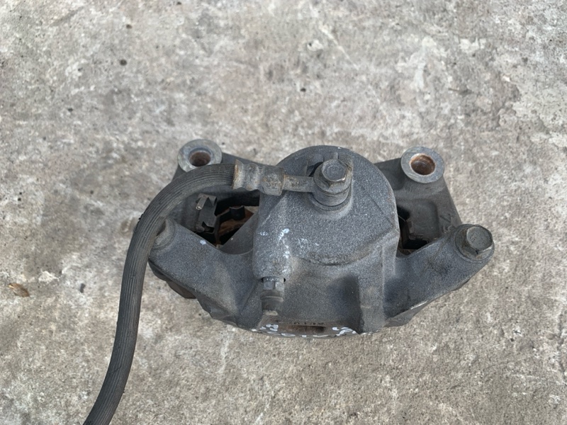 Суппорт тормозной передний правый NISSAN ALTIMA L32 07-12 Седан 2.5 QR25DE Суппорт тормозной передний правый NISSAN ALTIMA L32 07-12 Седан 2.5 QR25DE