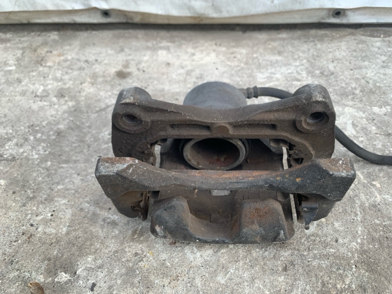 Суппорт тормозной передний правый ALTIMA L32 07-12 2012 Седан 2.5 QR25DE Суппорт тормозной передний правый ALTIMA L32 07-12 2012 Седан 2.5 QR25DE