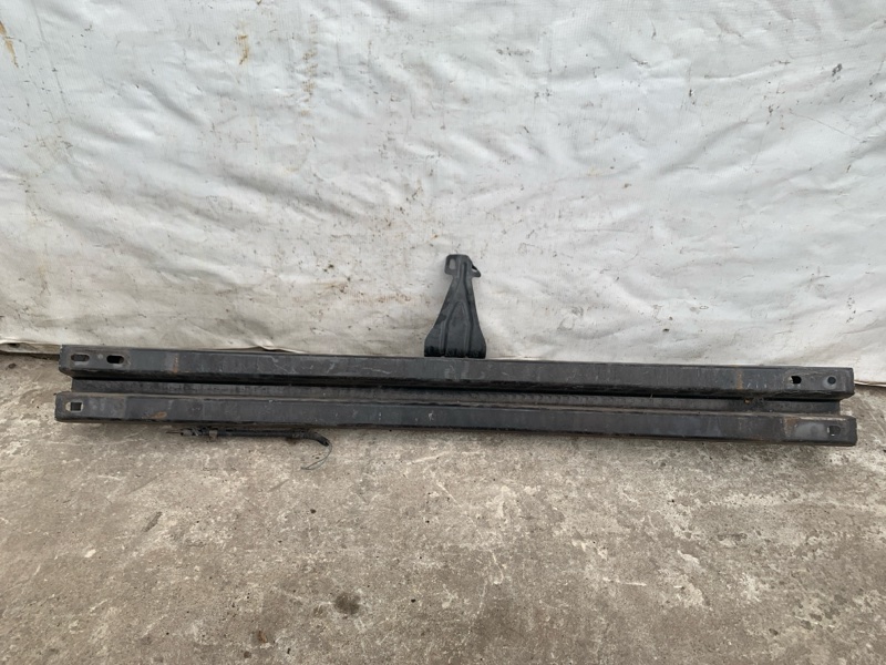 Усилитель переднего бампера NISSAN ALTIMA L32 07-12 Седан 2.5 QR25DE