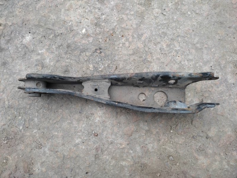 Рычаг задней подвески поперечный нижний передний правый MURANO Z50 02-07 2004 3.5 VQ35DE Рычаг задней подвески поперечный нижний передний правый MURANO Z50 02-07 2004 3.5 VQ35DE