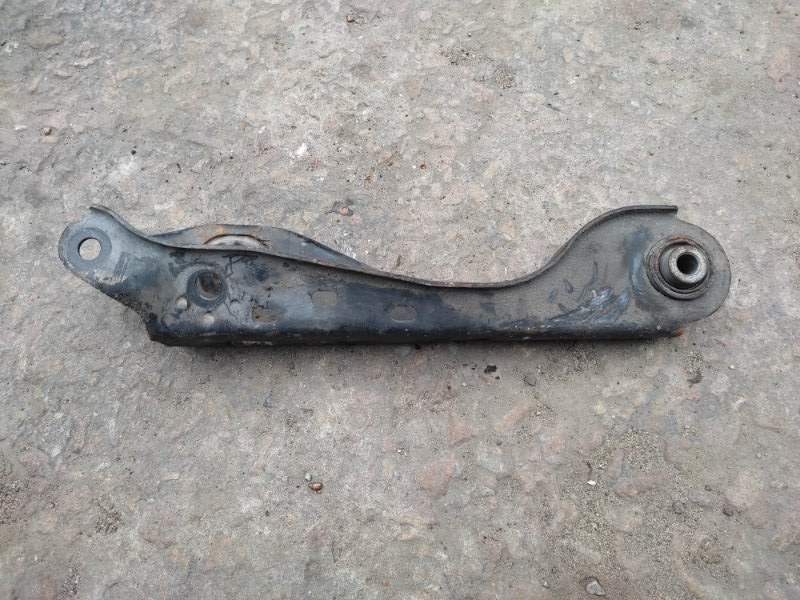 Рычаг задней подвески поперечный нижний передний правый NISSAN MURANO Z50 02-07 3.5 VQ35DE Рычаг задней подвески поперечный нижний передний правый NISSAN MURANO Z50 02-07 3.5 VQ35DE