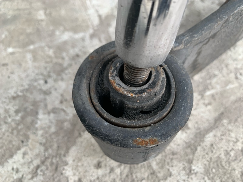 Рессора задняя FRONTIER 04-21 2014 D40 4.0 VQ40DE