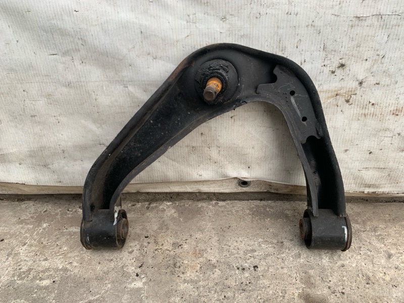 Рычаг передней подвески верхний правый NISSAN FRONTIER 04-21 D40 4.0 VQ40DE